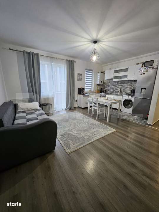 Apartament semidecomandat cu 2 camere, etaj intermediar, zona Terra - Imagine principală: 2/12