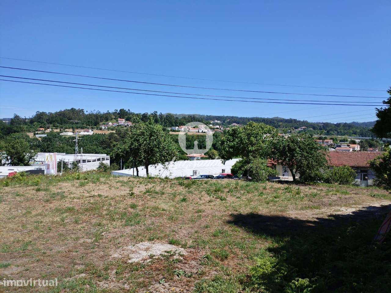 Terreno urbano com potencial para construção de moradias geminadas ... - Grande imagem: 4/7