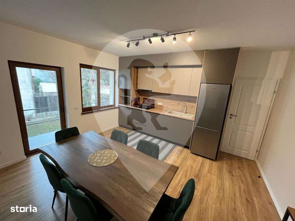 Casa 3 camere 100 mp - Brasov / Centru Civic  / Saturn / Calea Bucures - Imagine principală: 2/19