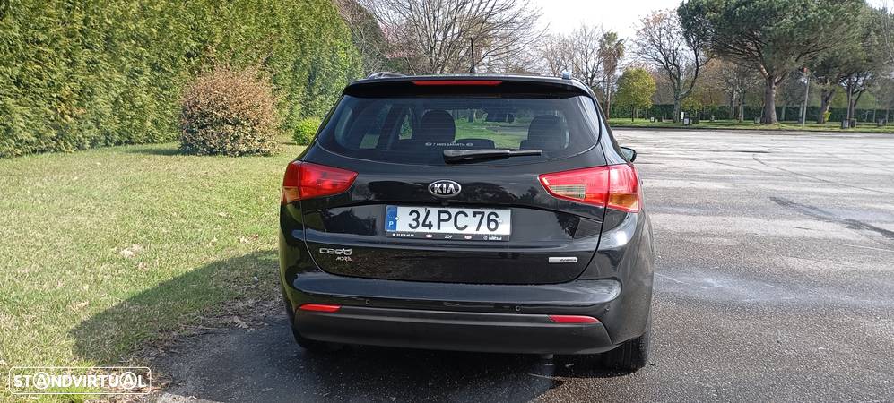 Kia Ceed SW 1.4 CRDi LX - 3