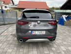 Alfa Romeo Stelvio 2.0 Turbo 16V AT8-Q4 Lusso Ti - 3