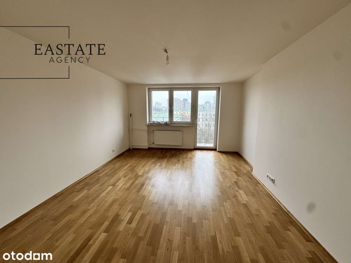 Dwustronne/ Balkon / Metro / Plac Bankowy /Parking-1