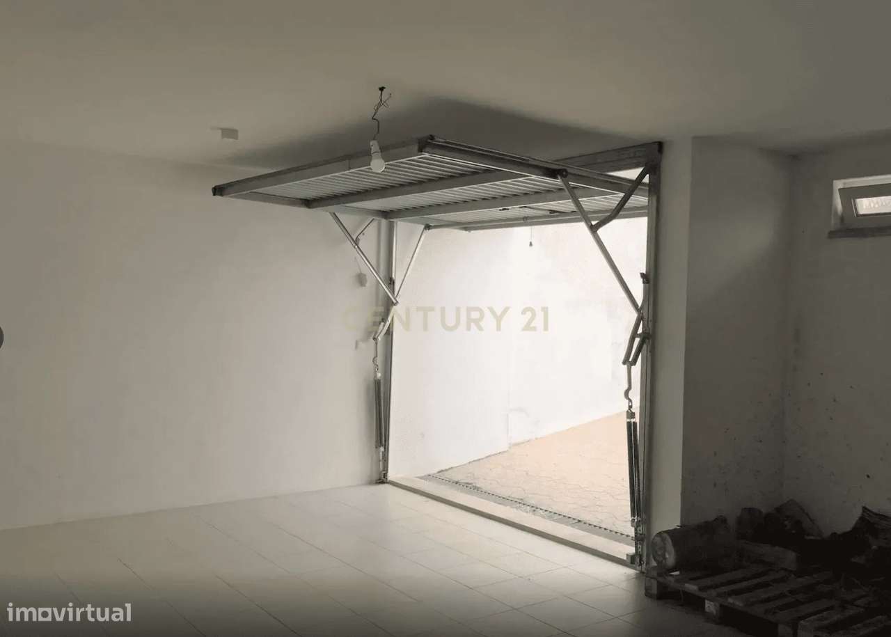 EXCELENTE MORADIA No CABEÇO do ARRAIAL, ÉVORA, com Cave (garagem Grand-10