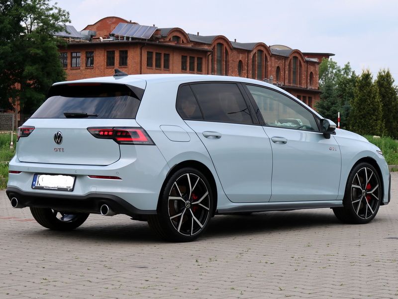 Volkswagen Golf VIII 2024