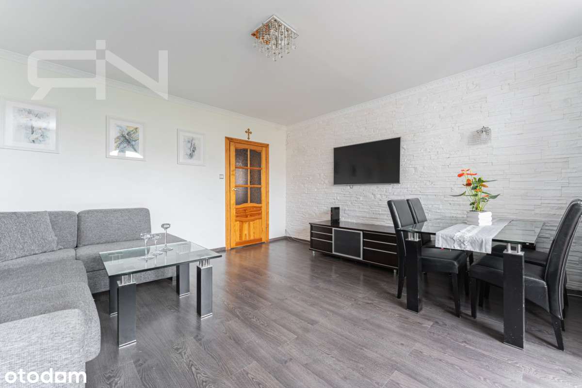 Trzy pokojowe mieszkanie w budynku z windą-2