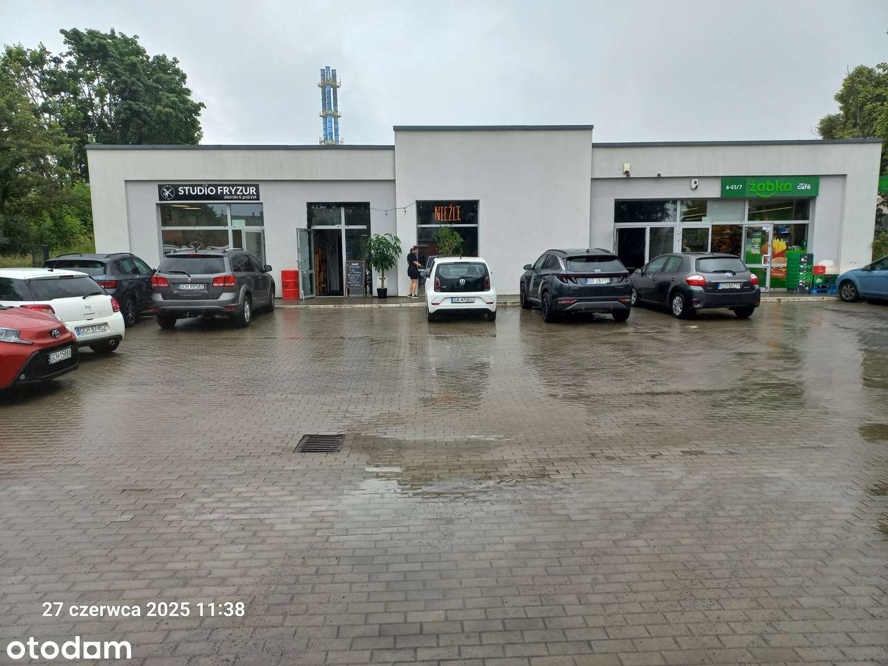 Nowy pawilon handlowo-usługowy na osiedlu mieszkaniowym - Pełny obrazek: 4/4