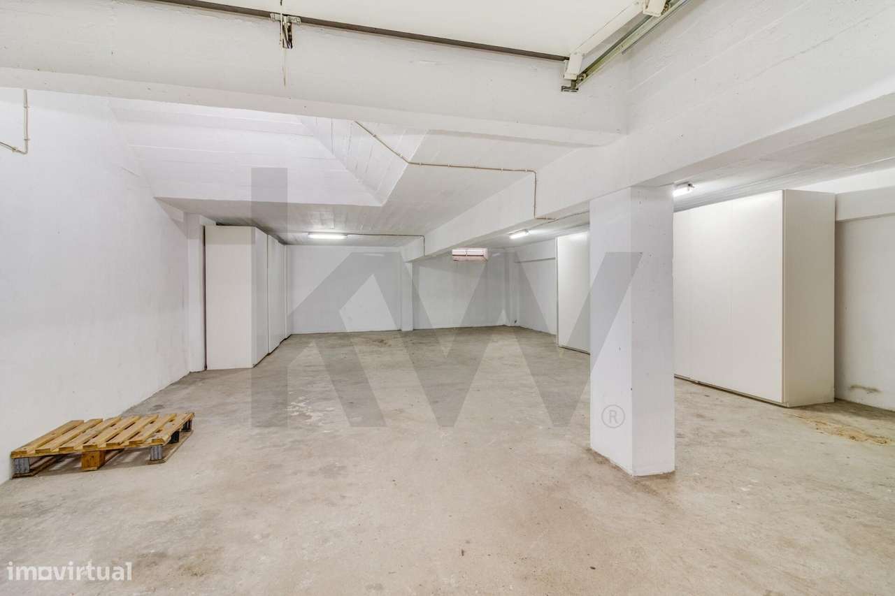 Penthouse T3 com Terraço de 165m2 , Vista Mar e Garagem-36