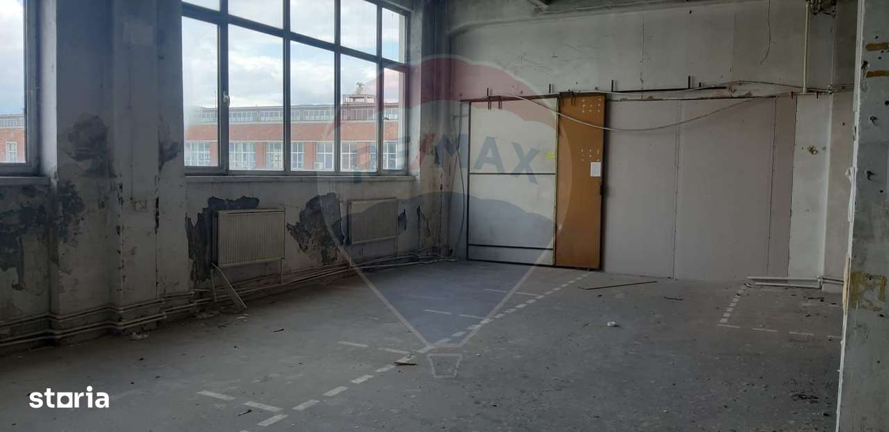 Spații industriale 200-432 mp . Baicului etaj lift marfa - Imagine principală: 3/9