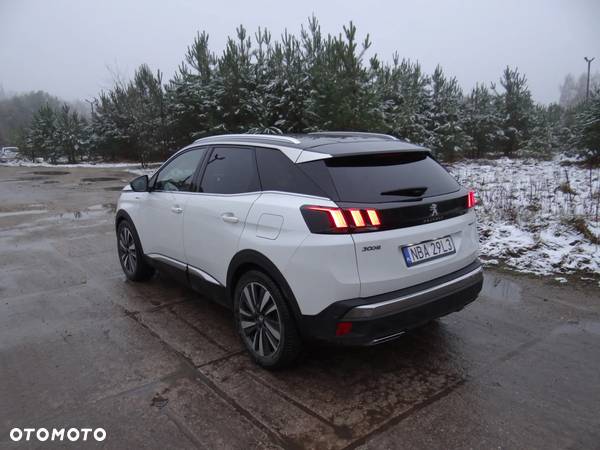 Peugeot 3008 1.6 PureTech Hybrid4 PHEV GT Pack S&S EAT8 - 5