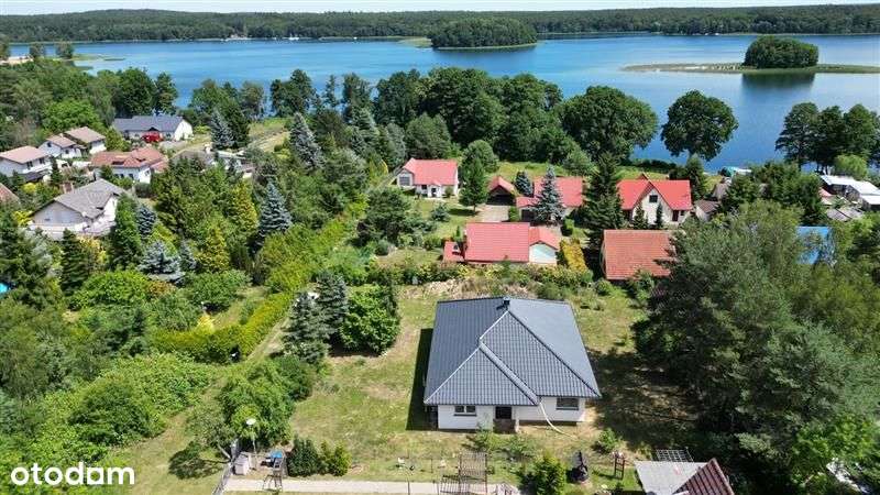 Nowoczesny dom na osiedlu Niesłysz-1