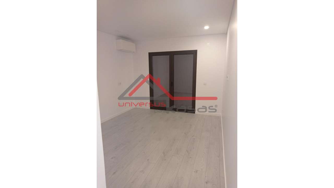 Apartamento T3+2 DUPLEX em Montijo-6