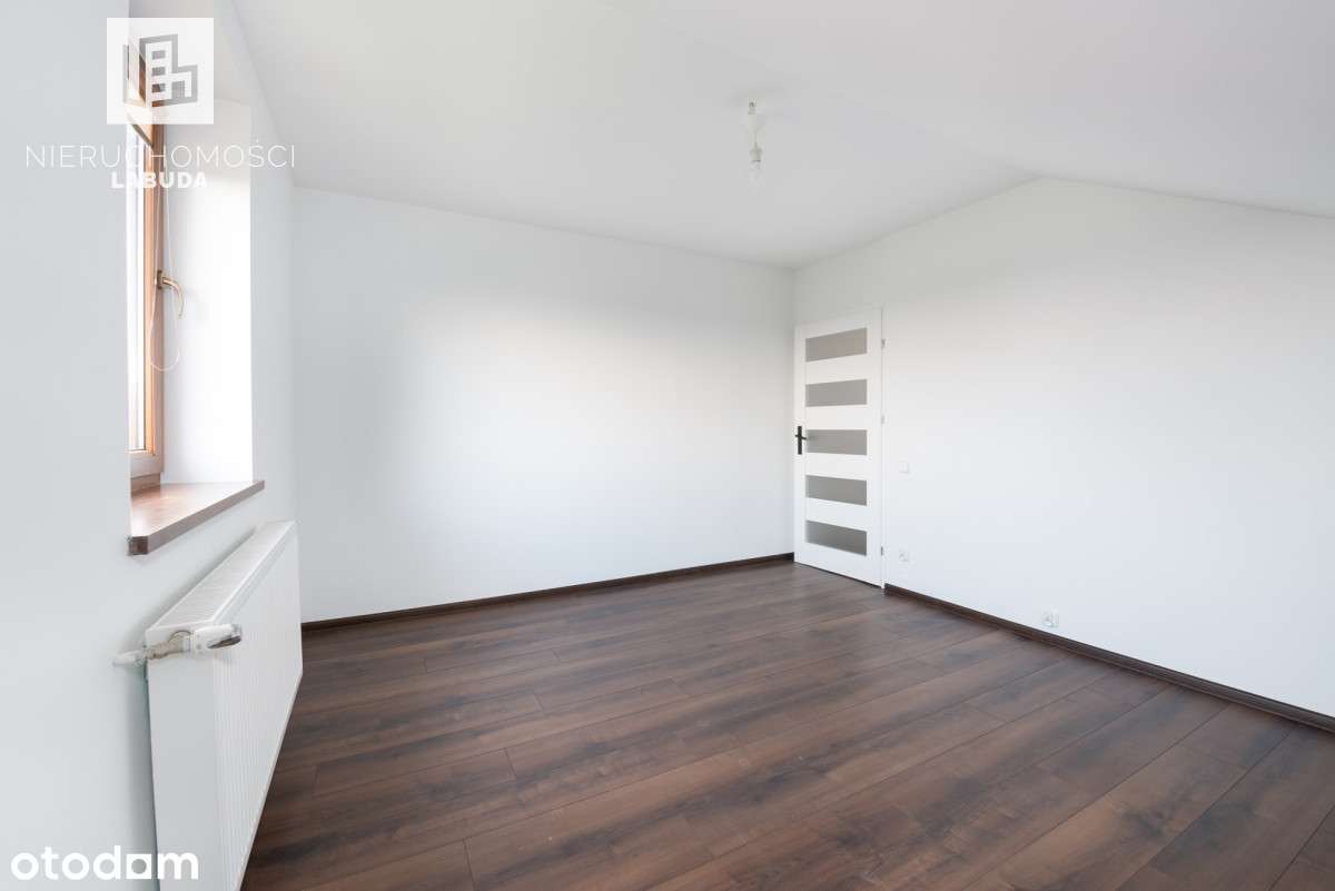 Komfortowy dom jednorodzinny z garażem – Egiertowo-9