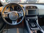 Jaguar XE 2.0 D R-Sport Aut. - 4