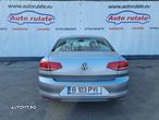 Volkswagen Passat 2.0 TDI Trendline - 4