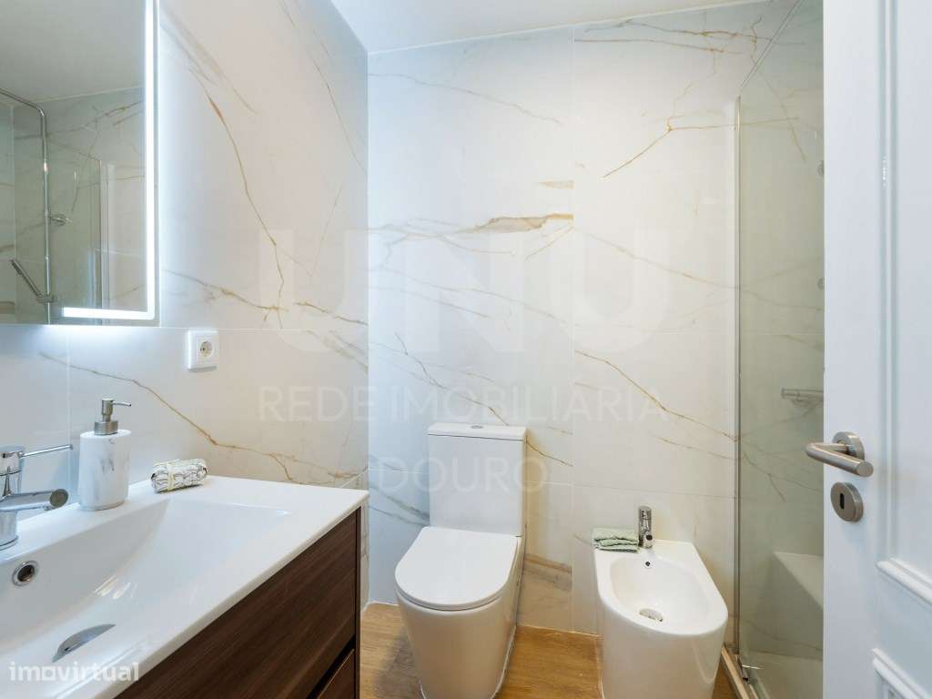 APARTAMENTO T1+1 RENOVADO | ARCA D´ÁGUA, PORTO-16