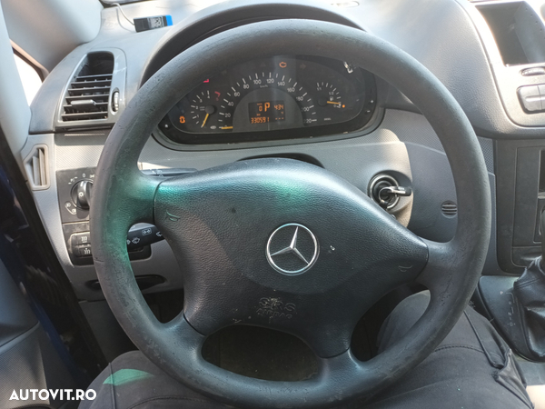 Dezmembrari  Mercedes-Benz VITO / VIANO (W639)  2003  > 2014 115 CDI - 19