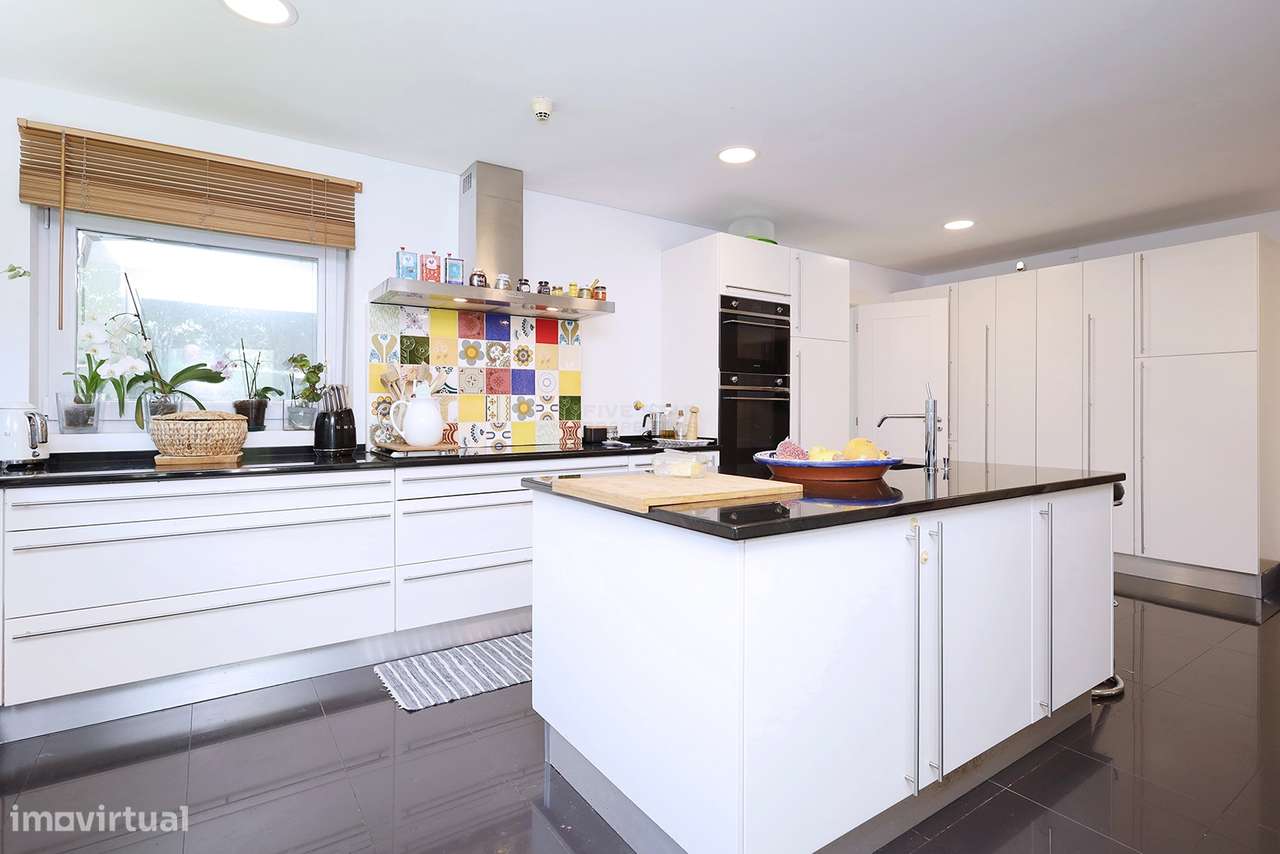 Moradia T6 – Belas Clube de Campo – Golfe – Auto sustentável-13