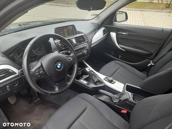 BMW Seria 1 116d EfficientDynamics - 6