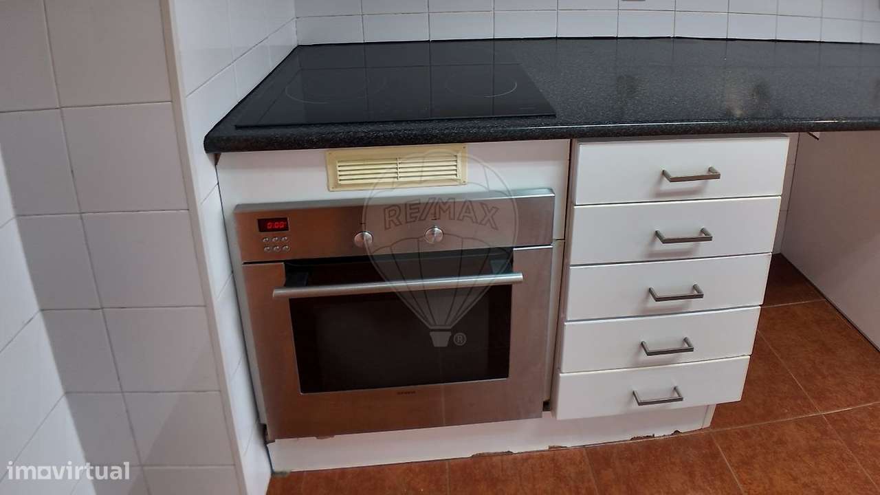 Apartamento T2 para arrendamento - Grande imagem: 4/18