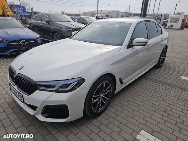 BMW Seria 5 520i MHEV - 1