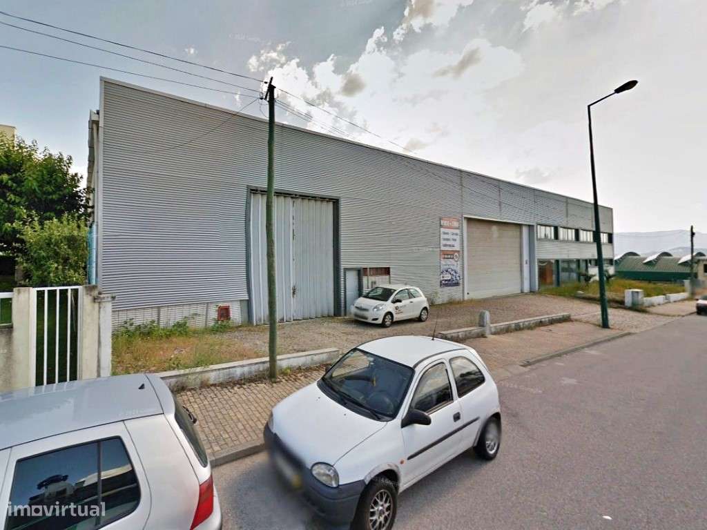 Armazém em Vila Real - Grande imagem: 2/18