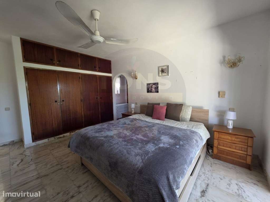 Moradia Isolada com AL-16