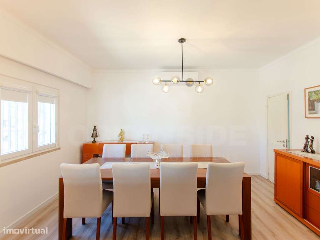 Moradia T6+1 renovada em Benavente-11