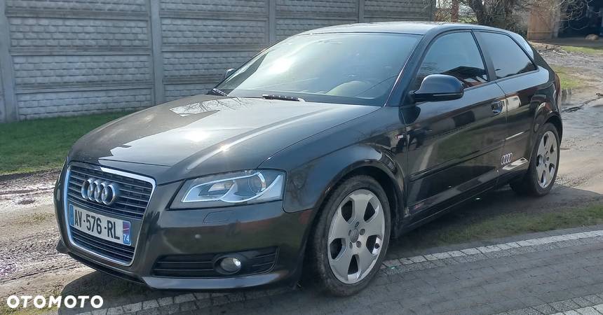 Audi A3 2.0 TDI DPF S line Sportpaket - 2