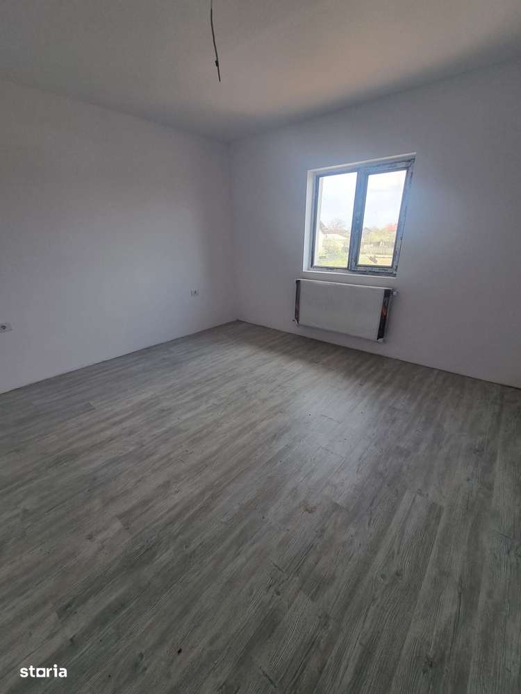 Vila single 5 camere//teren 400mp/utilitati Varteju - Imagine principală: 4/10