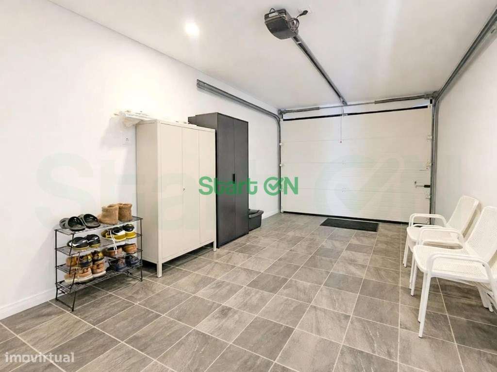 Exclusiva Moradia T3+1 Contemporânea com Piscina Privada-32