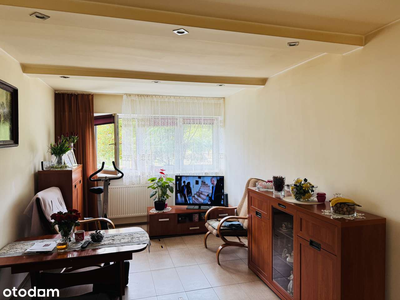 Odświeżone 2 pokoje na Bielanach z dużą piwnicą obok metro M1 Młociny-2