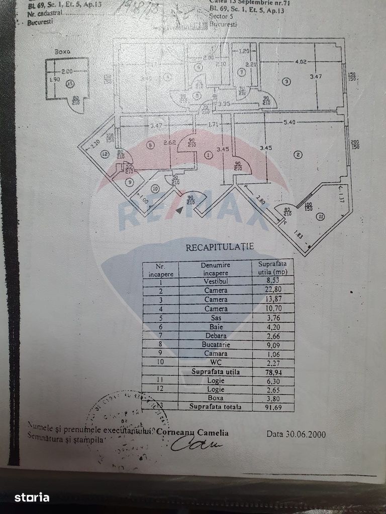 Apartament cu 3 camere de vânzare în zona 13 Septembrie