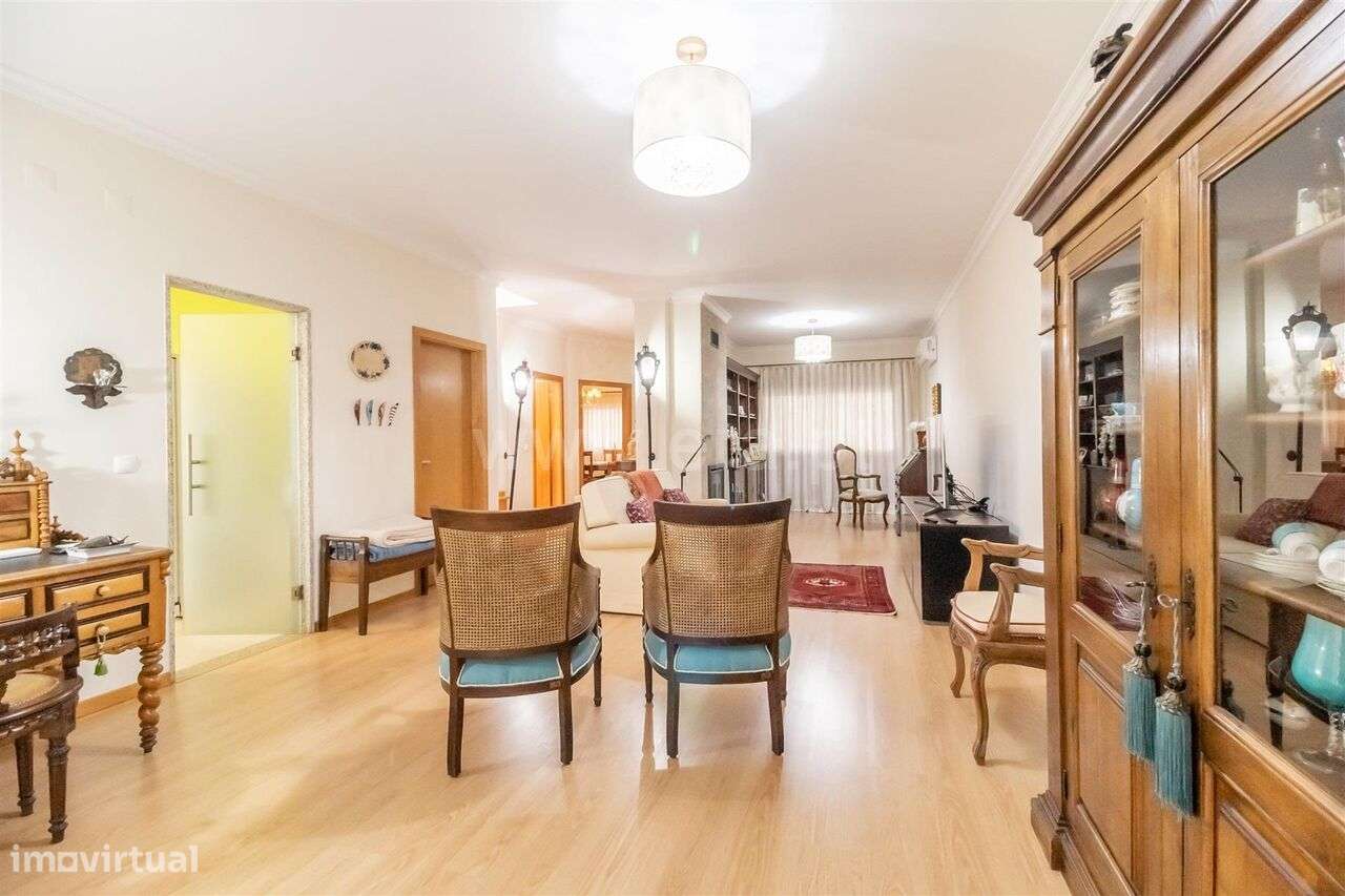 Moradia em Banda T4 / Fundão, Fundão-5