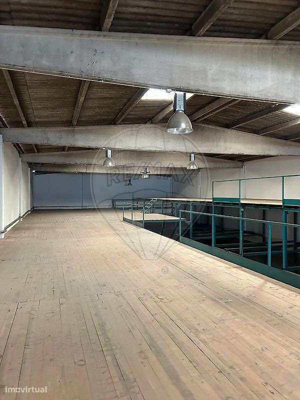 Armazém  para arrendamento - Grande imagem: 2/14