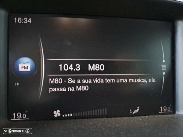 Volvo V40 2.0 D3 Momentum - 20