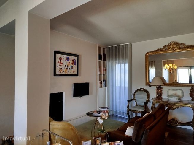 Apartamento T4 no Centro da Cidade - Como Novo!-19