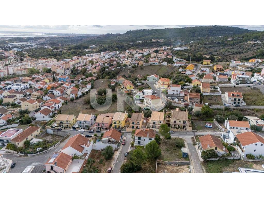 Moradia T3 em Arcena, Alverca!-48