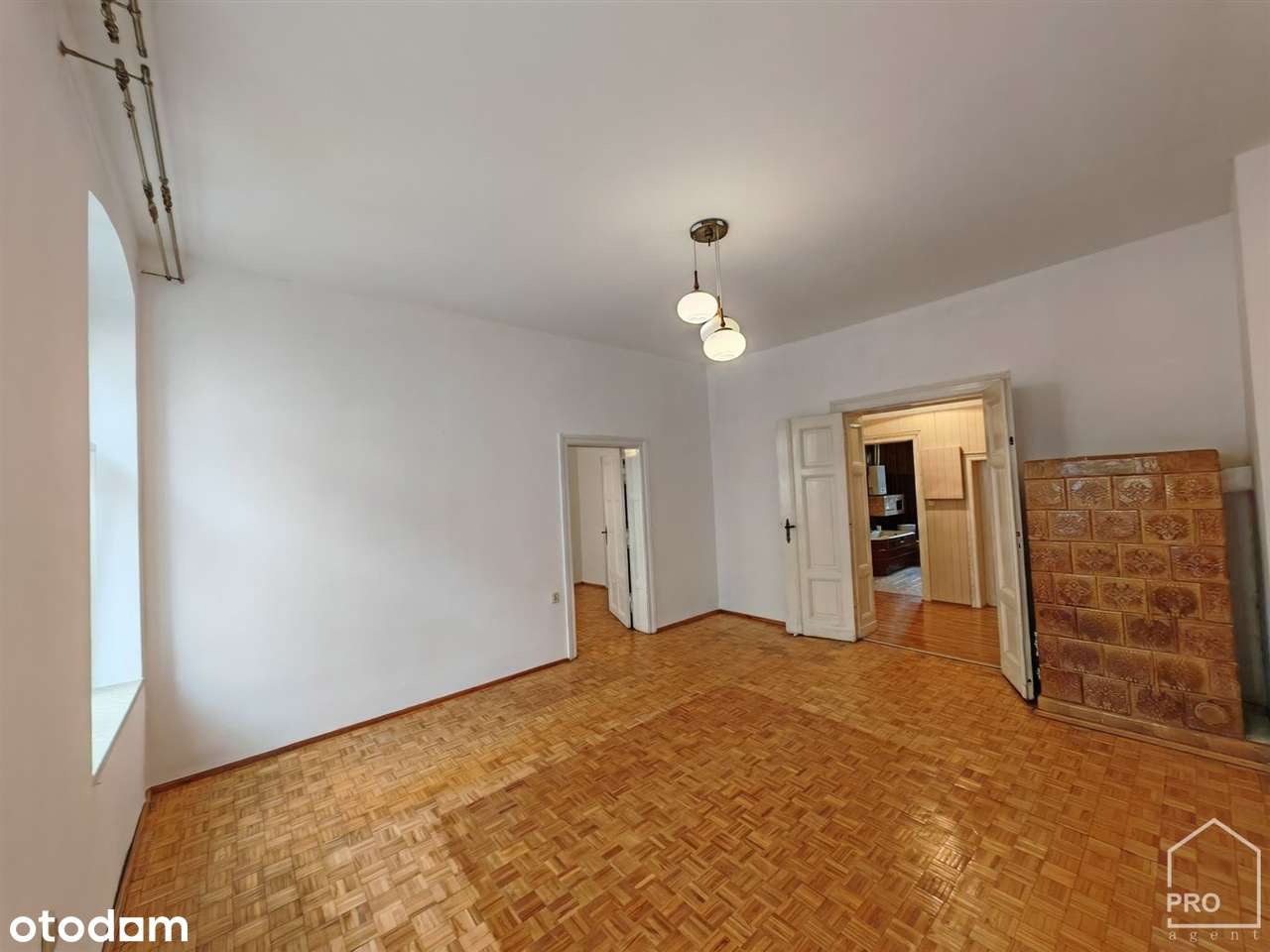 Lokal w zabytkowej kamienicy przy Parku Chopina-3