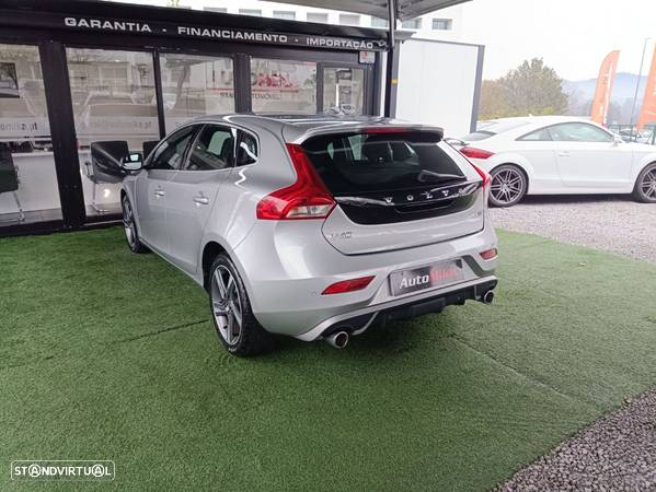 Volvo V40 D3 Geartronic RDesign - 16