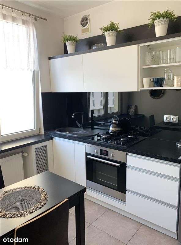 Przytulna kawalerka w centrum Gdyni-10