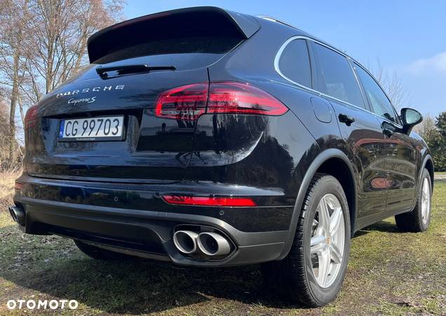 Porsche Cayenne S Diesel Platinum Edition - 8