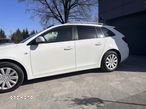 Chevrolet Cruze Station Wagon 1.6 LS+ - 17