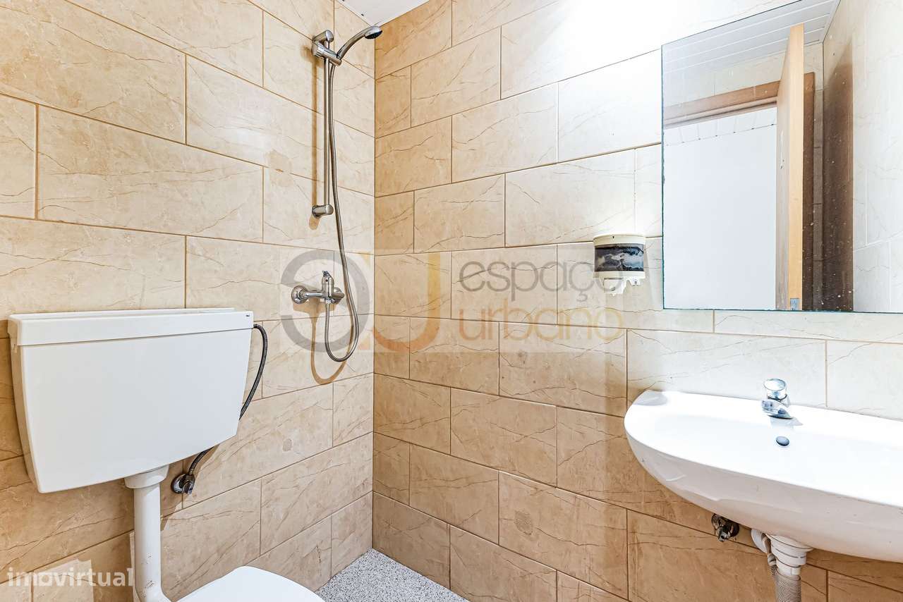 Boliqueime - Investimento: Moradia Isolada com 10 Suites em Zona Privi-10