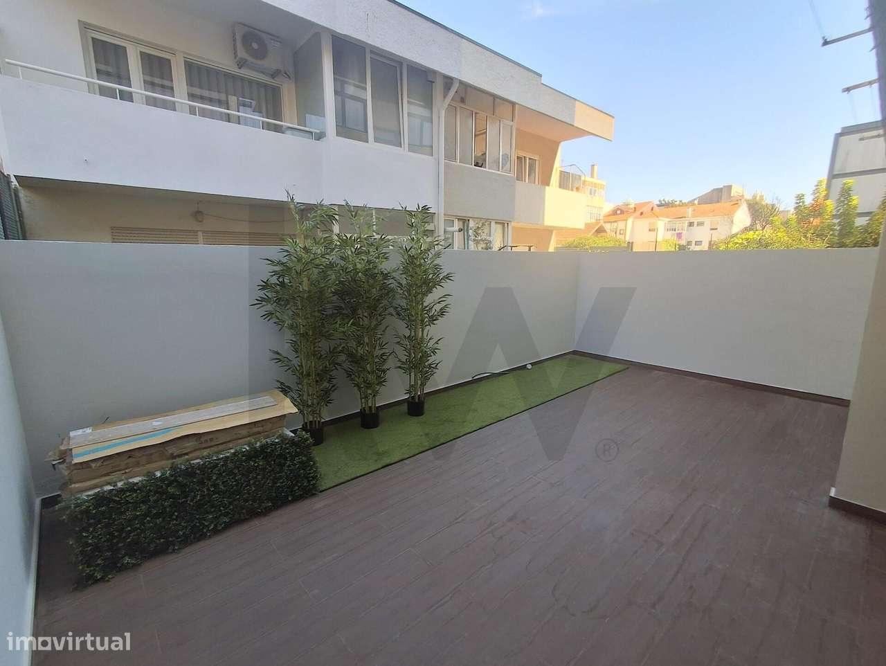 Na Foz, às praias da Luz e dos Ingleses, T2 c/ terraço e garagem. Reno - Grande imagem: 3/25