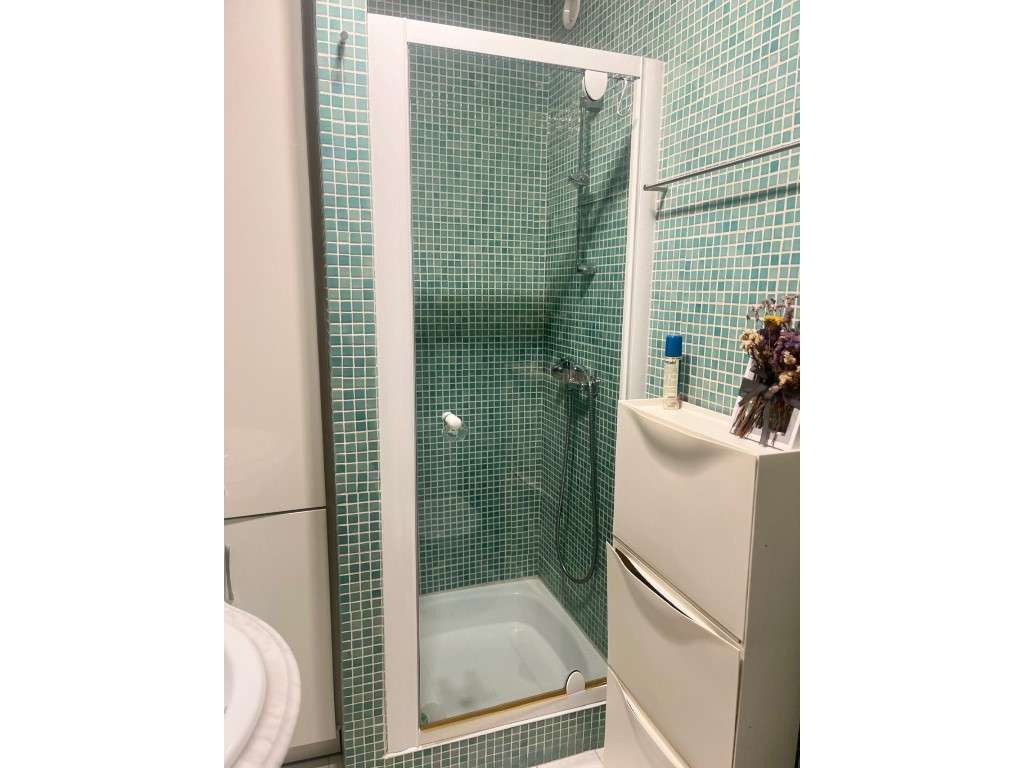 T4 convertido em amplo T3 | 153 m² | Pinheiro Manso - Porto - Grande imagem: 4/5