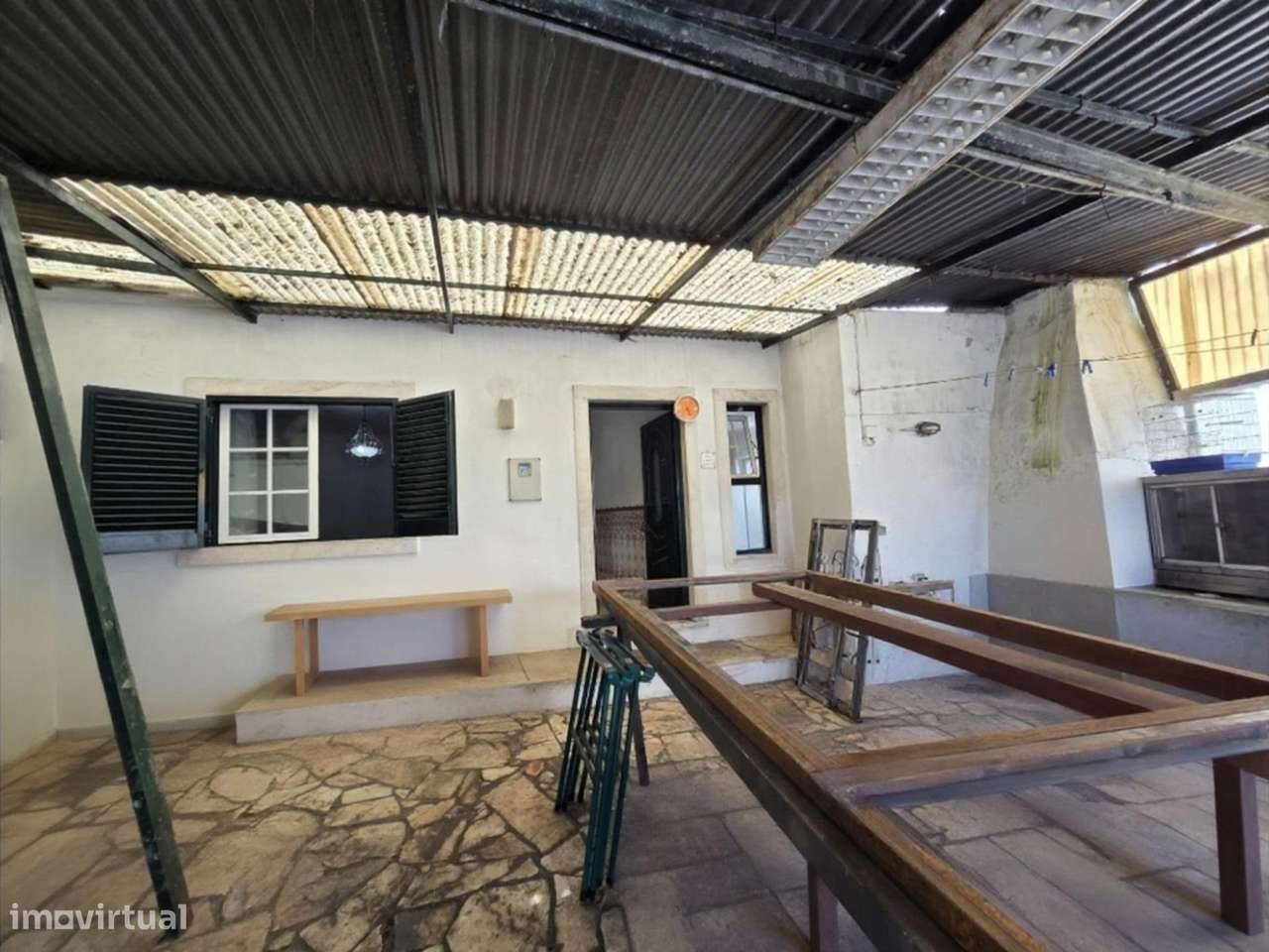Moradia T3 pronta a habitar com alguma remodelação para efectuar-9
