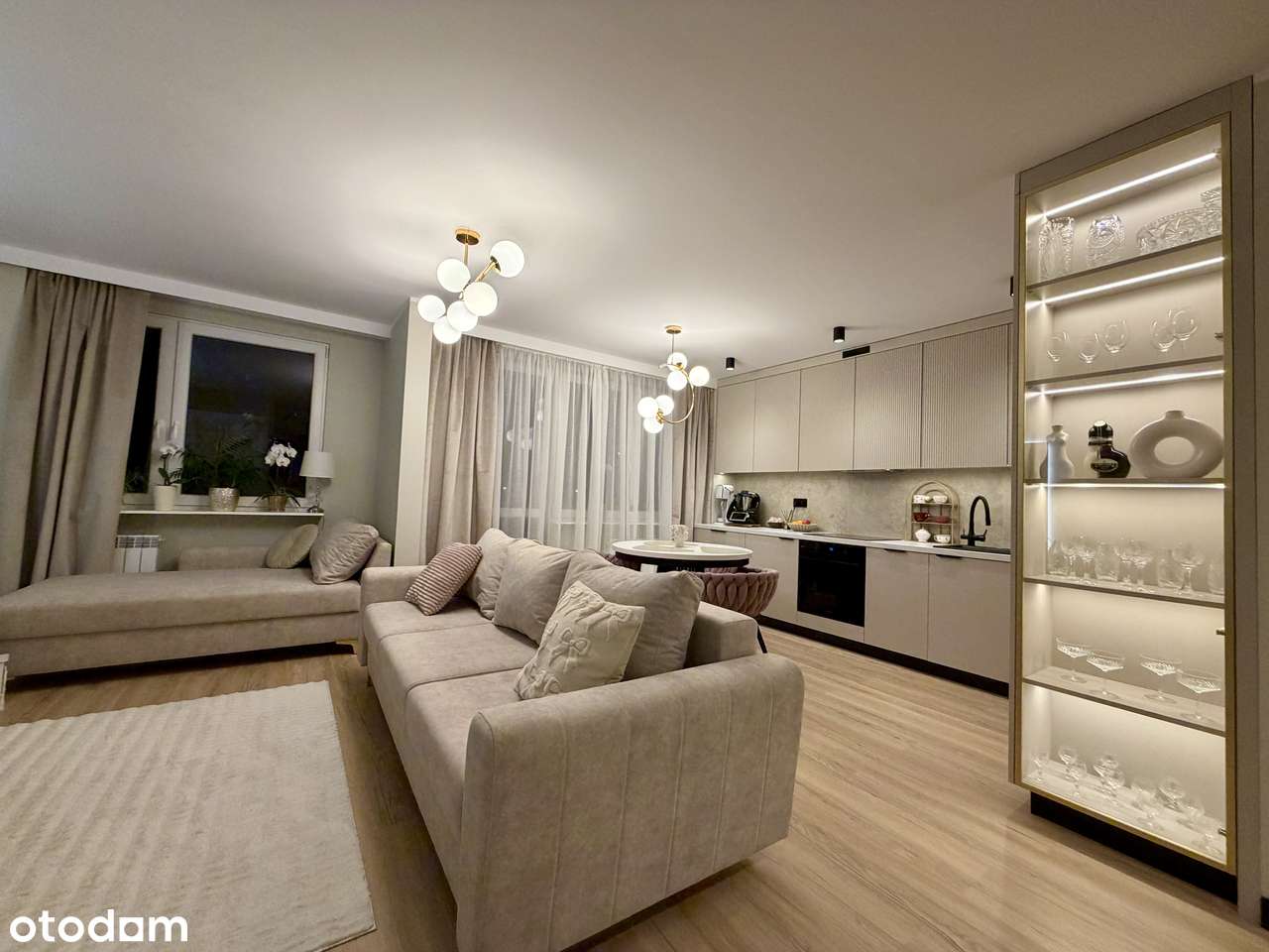 3 Pokojowe mieszkanie z balkonem po remoncie- Młodzianów-3