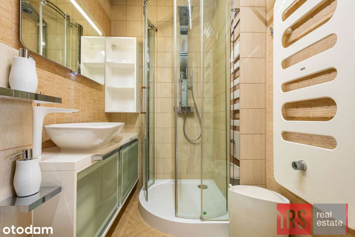 Dwupoziomowe mieszkanie, gotowe do wprowadzenia-12