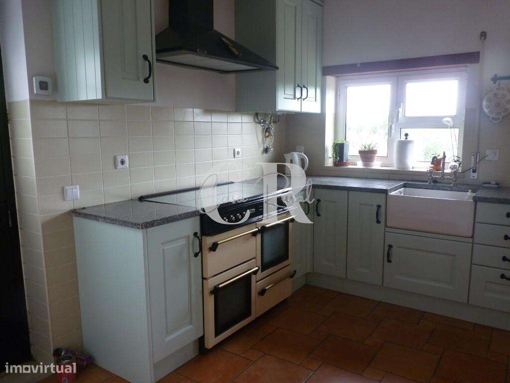 Casa isolada de 3 quartos com piscina, garagem, poço e vistas deslumbr-12