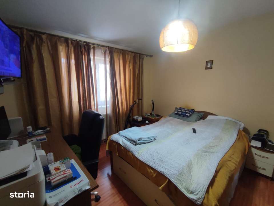 Apartament de 2 camere, decomandat, 77 mp., zona Nord - Imagine principală: 5/12